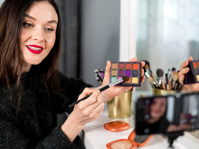 Advanced Makeup Artist Course Online Fees