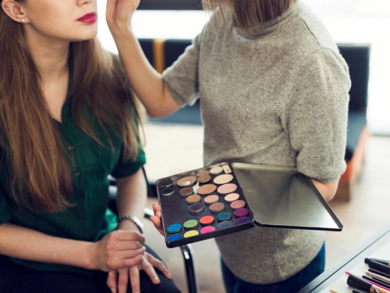 Makeup Courses Online With Certificates