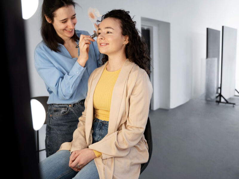 Remote Beauty Classes for Industry-Specific Skills