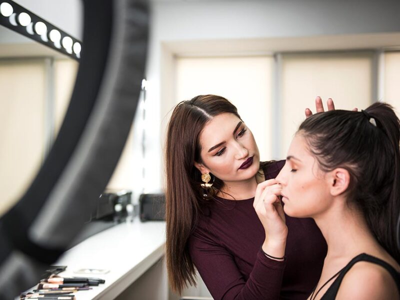 Special Effects Makeup Course - Learn the Magic