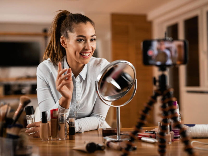 Virtual Makeup Classes for Personal Use and Enhancement